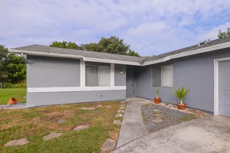 1511 SE Hearne Court Port St Lucie FL 34952