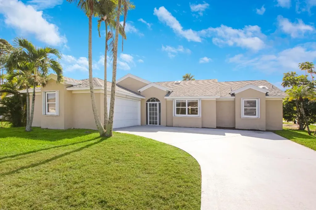 365 SE Cork Road Port St Lucie FL 34984