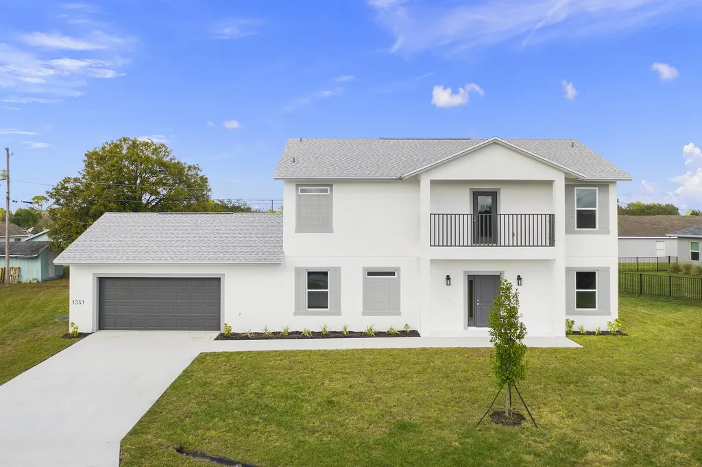 1351 SW Don Court Port St Lucie FL 34953