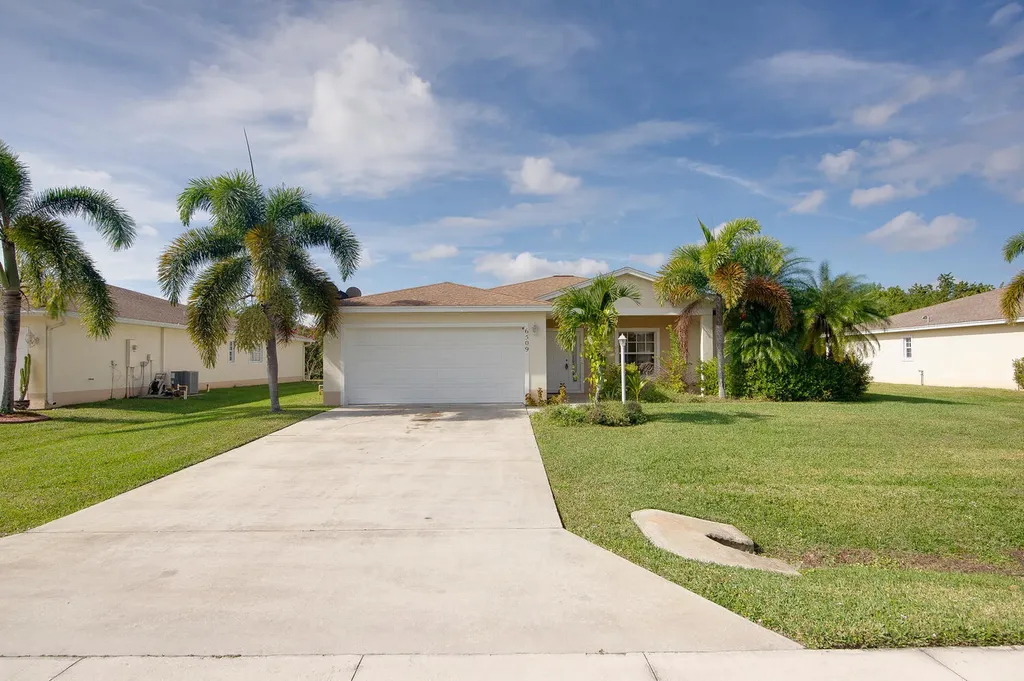 6509 Las Palmas Way Port St Lucie FL 34952