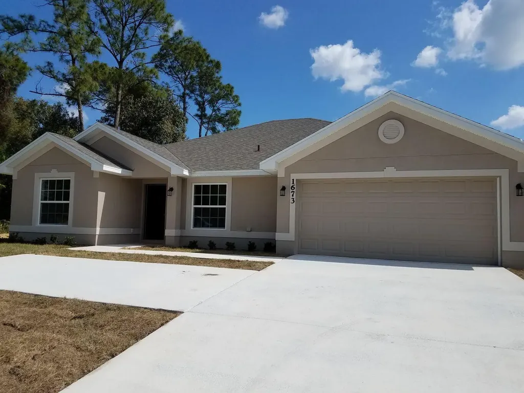 1317 SE Sandia Drive Port St Lucie FL 34983