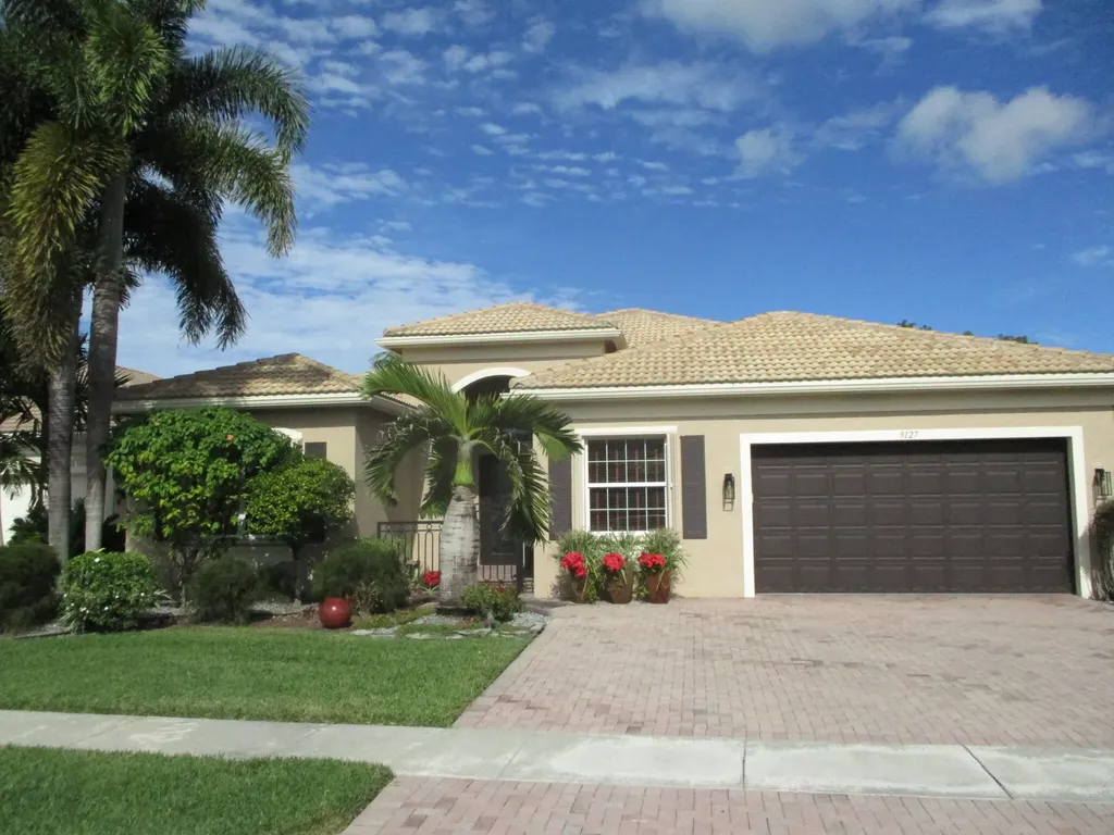 9127 Clayton Manor Boynton Beach FL 33473