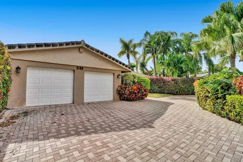 3180 N 35th Street Hollywood FL 33021