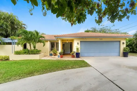 705 Mission Hill Road Boynton Beach FL 33435