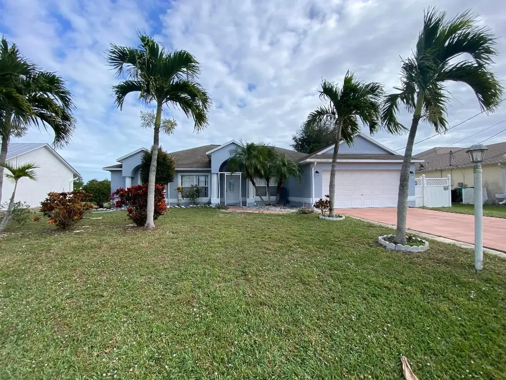 1937 SE South Buttonwood Drive Port St Lucie FL 34952