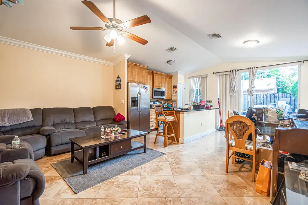 4672 Clemens Street Lake Worth FL 33463