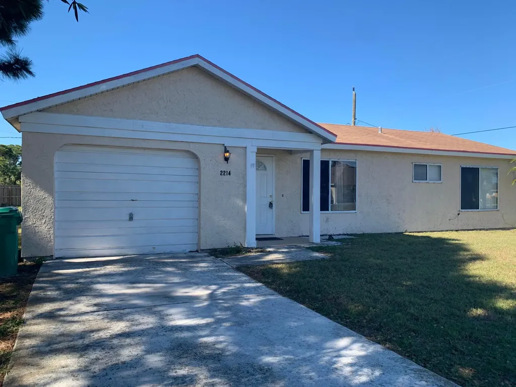 2214 SE Sesame Lane Port St Lucie FL 34952