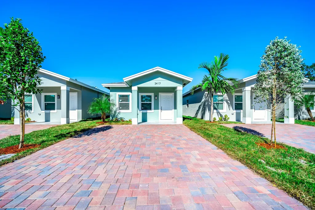 2688 Nokomis Avenue West Palm Beach FL 33409