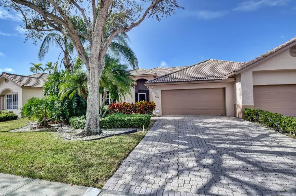 8825 Shoal Creek Lane Boynton Beach FL 33472