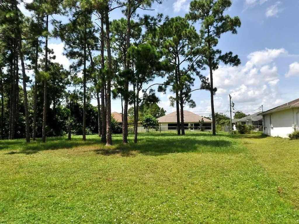 1748 SW Erie Street Port St Lucie FL 34953