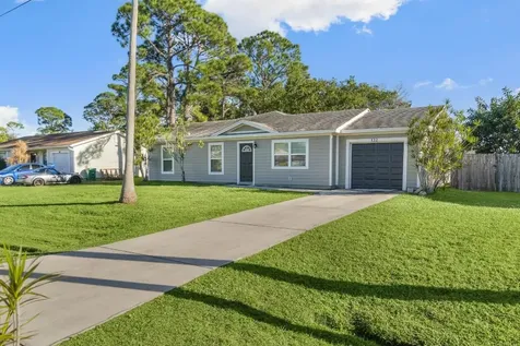 132 SW Thornhill Drive Port St Lucie FL 34984