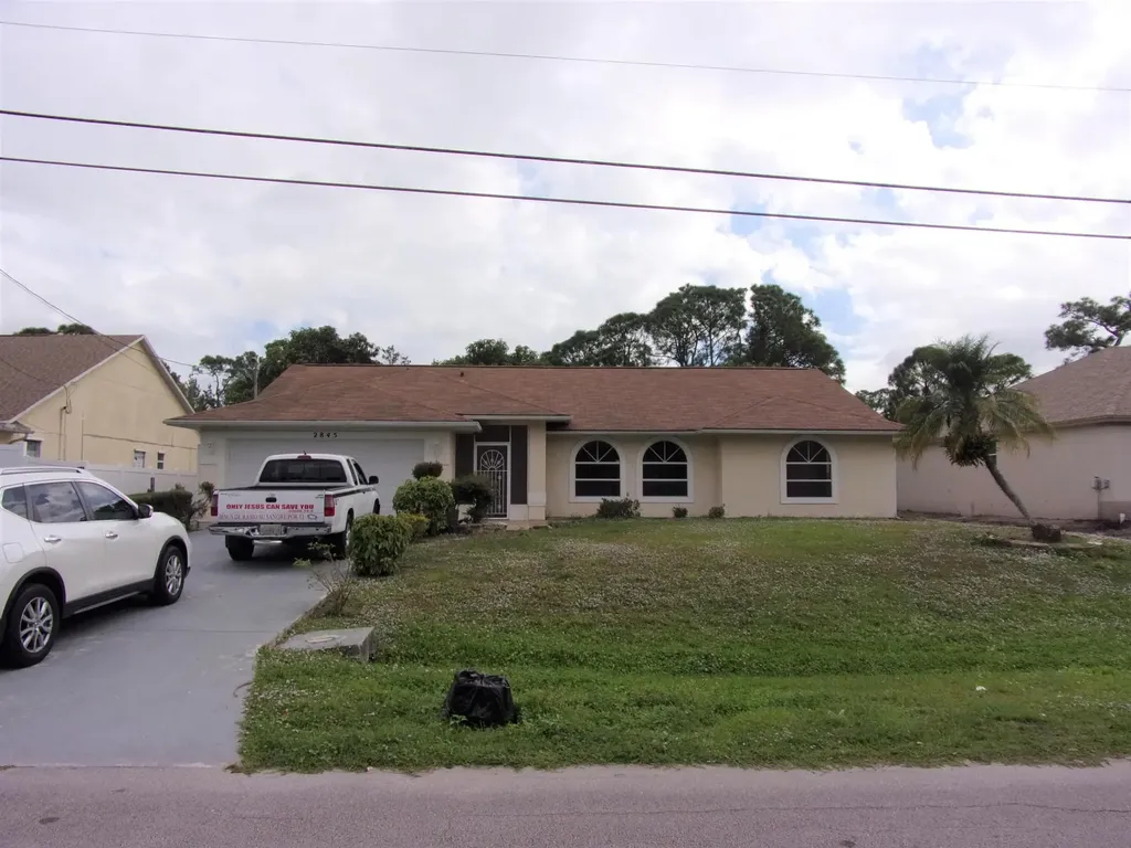 2845 SE Peru Street Port St Lucie FL 34984