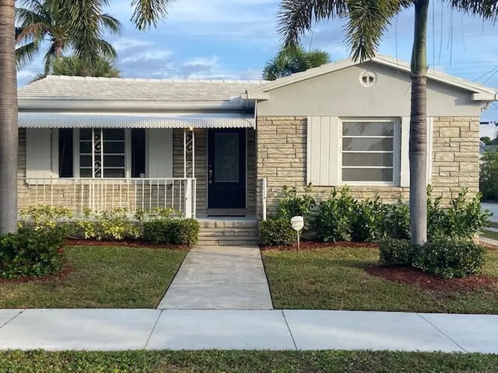 232 Vanderbilt Drive Lake Worth Beach FL 33460