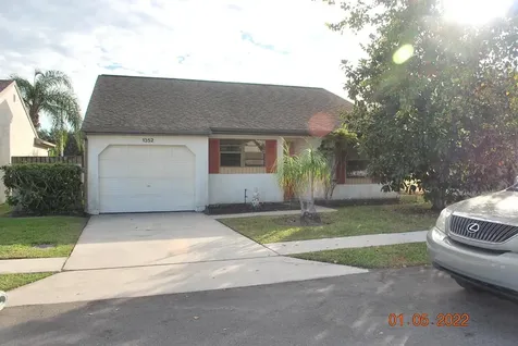 1352 SE Remington Court Port St Lucie FL 34952