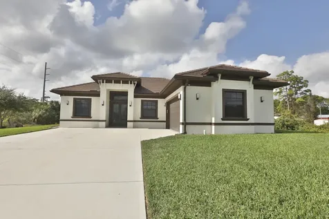 101 Clyde Avenue N Lehigh Acres FL 33971