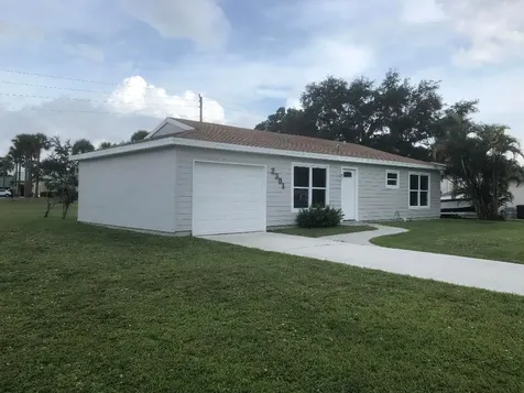2301 SE Rich Street Port St Lucie FL 34984