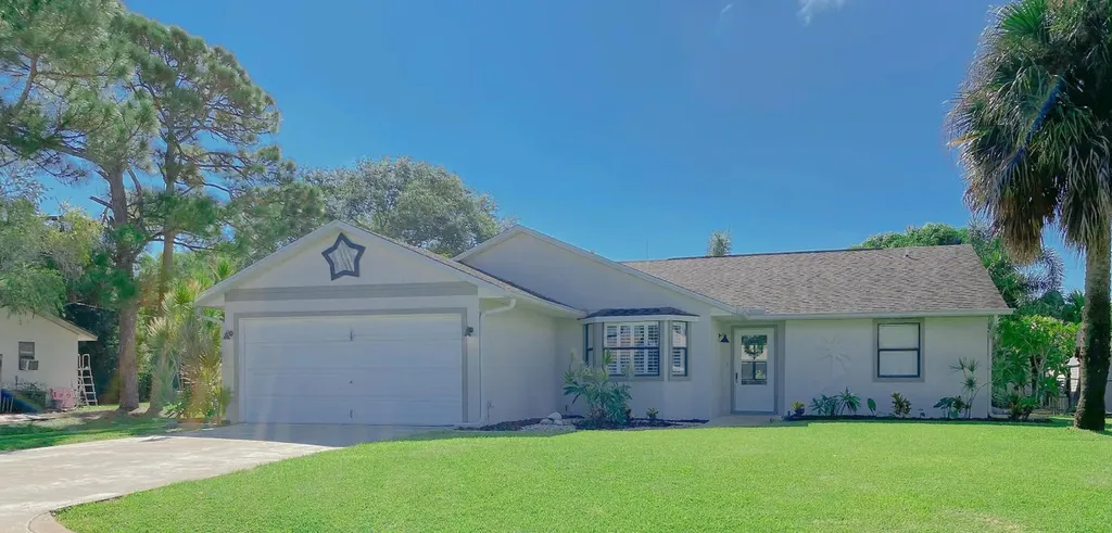 2374 SE Luau Avenue Port St Lucie FL 34952