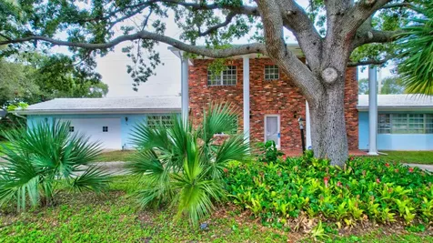 703 SW 25th Place Boynton Beach FL 33435