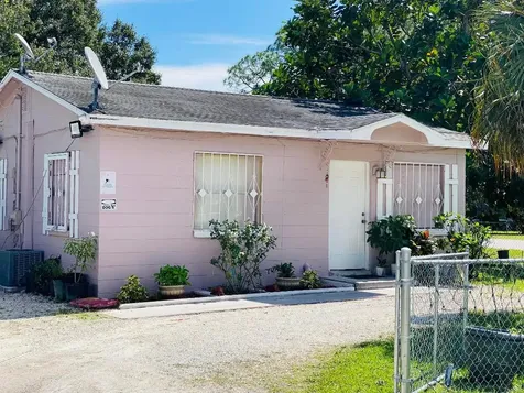 2200 N 44th Street Fort Pierce FL 34946