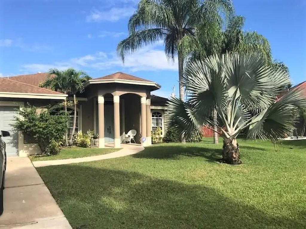 2030 SW Brevity Terrace Port St Lucie FL 34953