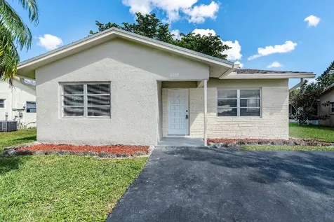 8202 NW 101st Avenue Tamarac FL 33321