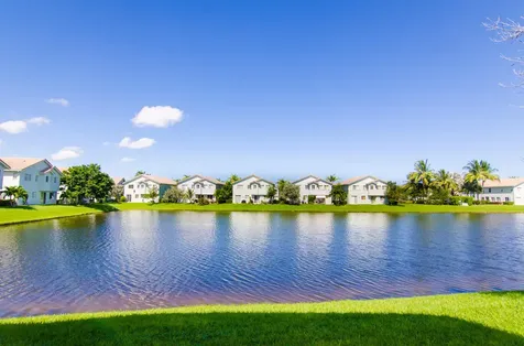 3140 Laurel Ridge Circle Riviera Beach FL 33404