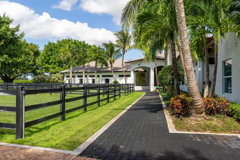 13831 Quarter Horse Trail Wellington FL 33414