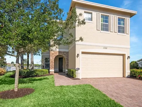 1100 NW Vivaldi Court Port St Lucie FL 34986