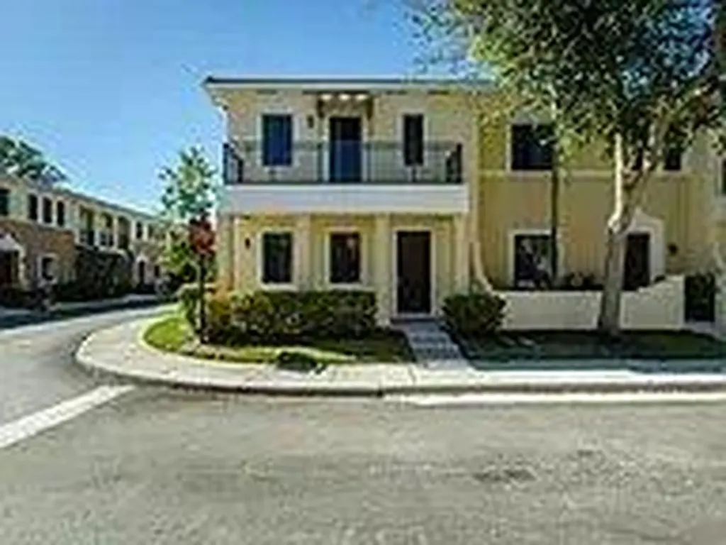 2514 Venetian Court Boynton Beach FL 33426