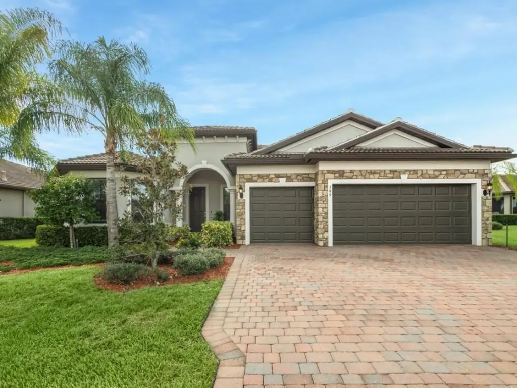 345 SE Huntington Circle Port St Lucie FL 34984
