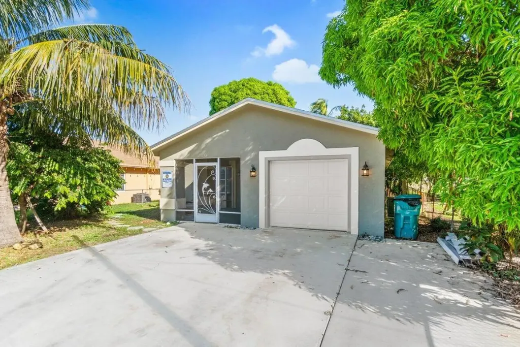 333 NE 13th Avenue Boynton Beach FL 33435