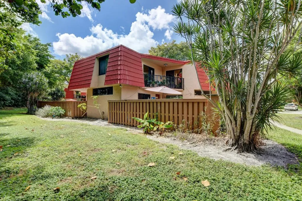 8123 Severn Drive Boca Raton FL 33433