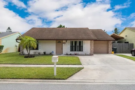 5756 Ellis Hollow Road E Lake Worth FL 33463