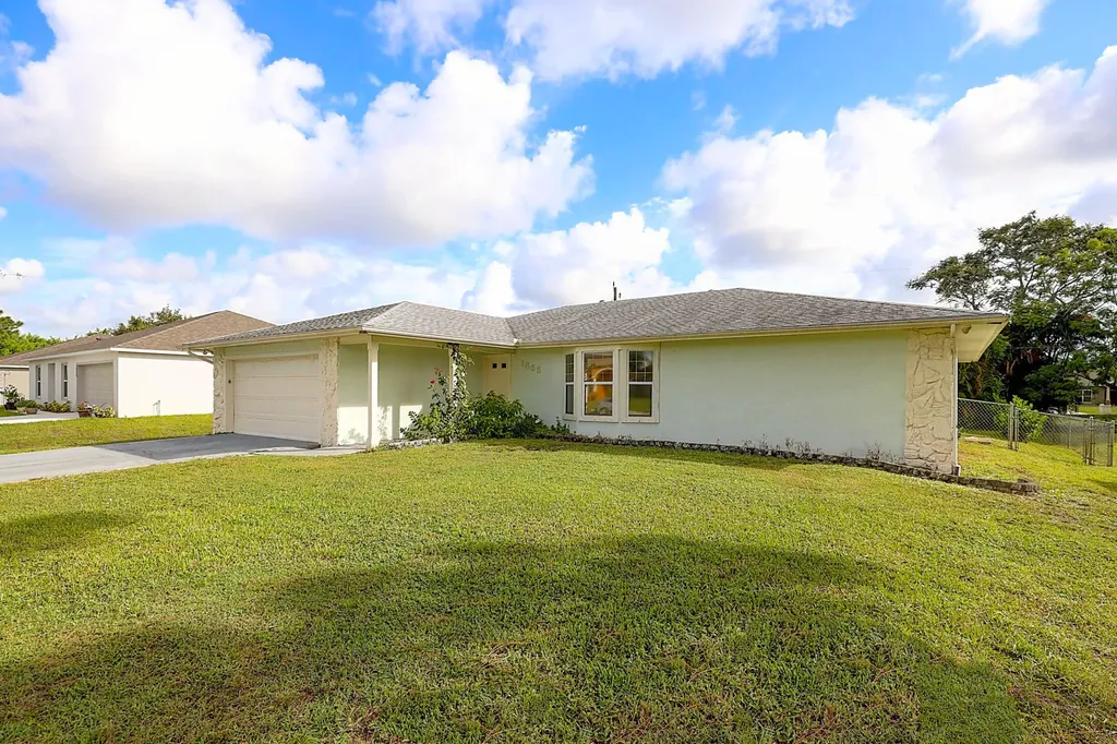 1655 SW Norman Lane Port St Lucie FL 34984