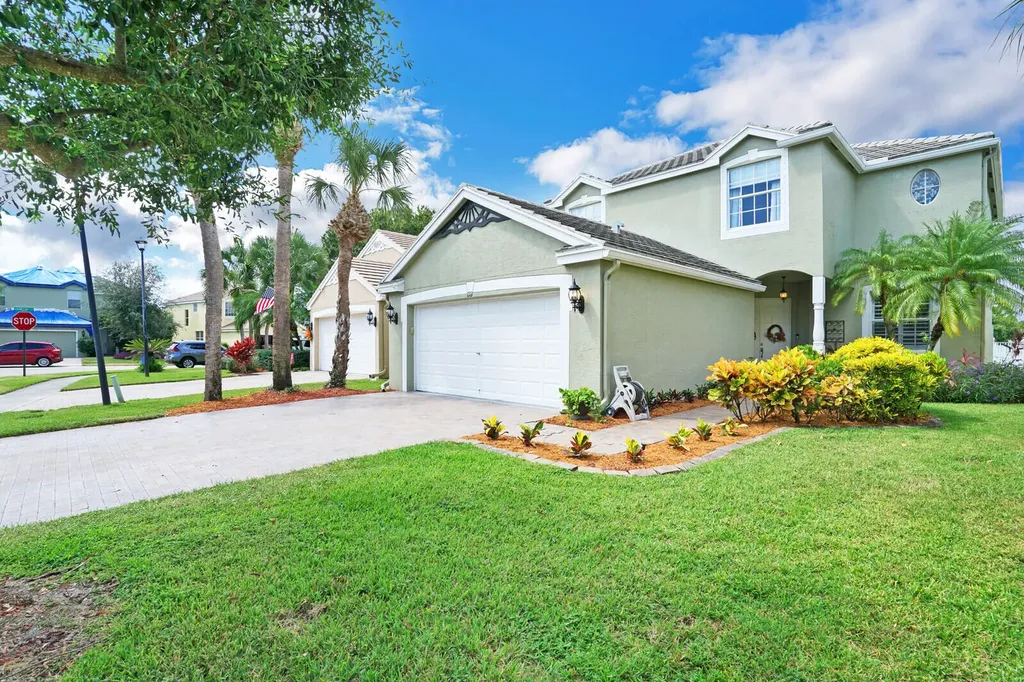 133 Lancaster Way Royal Palm Beach FL 33414