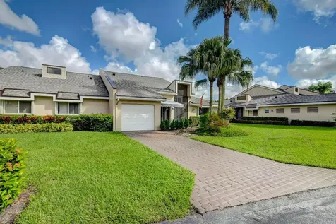 6973 Fountains Circle Lake Worth FL 33467