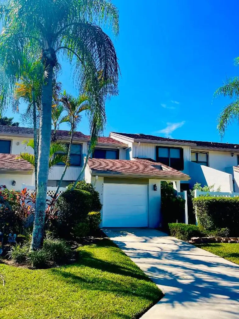 6714 Canary Palm Circle Boca Raton FL 33433
