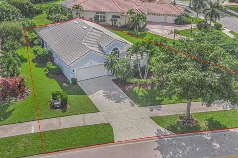 581 SW Lake Charles Circle Port St Lucie FL 34986