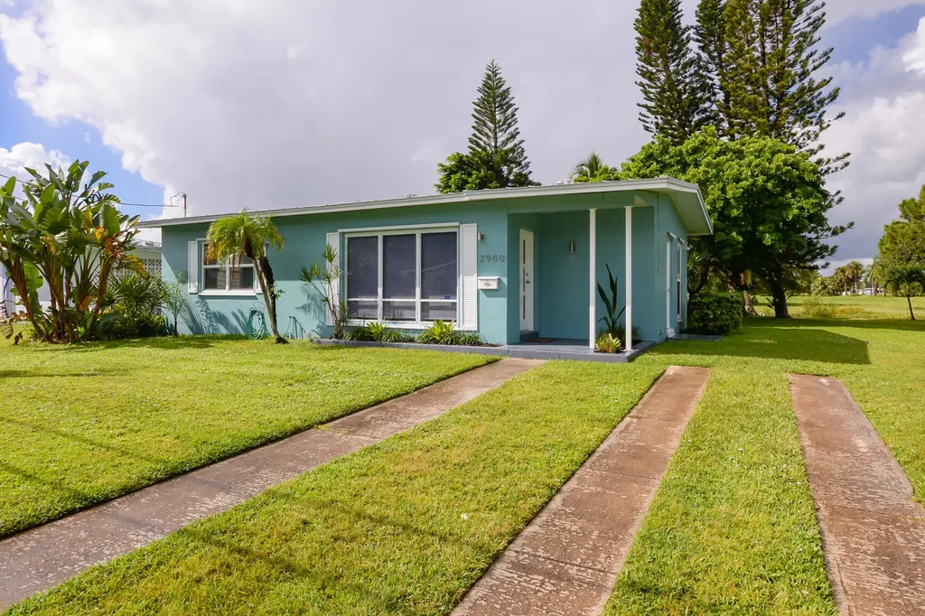 2900 SE Treasure Island Road Port St Lucie FL 34952