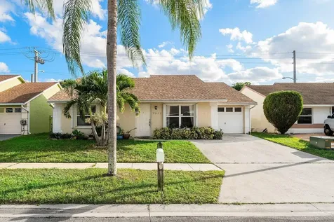 5273 Blueberry Hill Avenue Lake Worth FL 33463