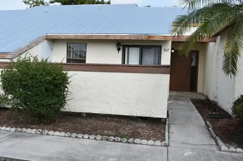 562 SW Tamworth Street Port St Lucie FL 34953