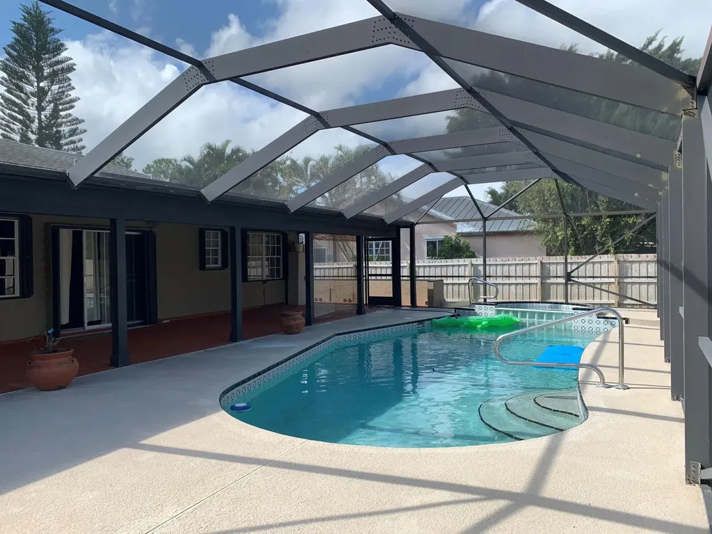 309 SE Navy Avenue Port St Lucie FL 34984