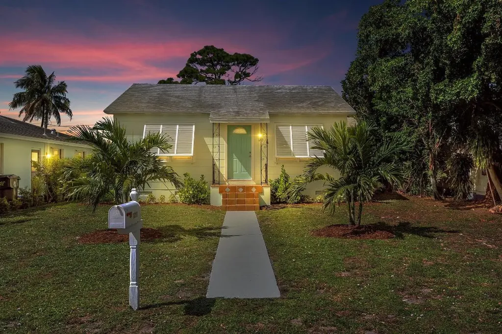 1213 N D Street Lake Worth Beach FL 33460