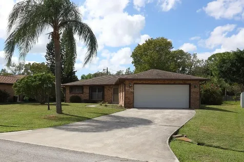 2510 SW Hinchman Street Port St Lucie FL 34984