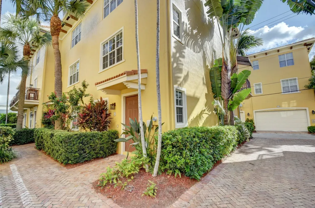 65 SE 5th Avenue Delray Beach FL 33483