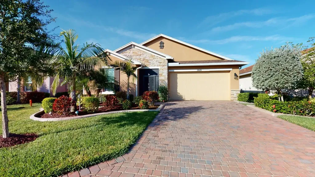 10119 SW Indian Lilac Trail Port St Lucie FL 34987