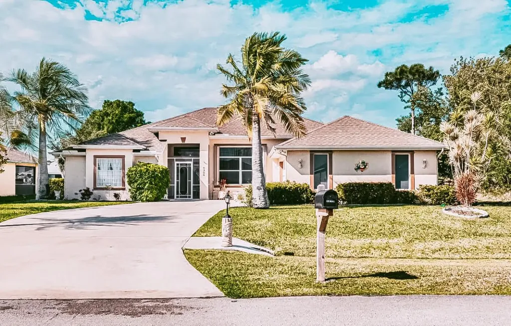 5300 NW Almond Avenue Port St Lucie FL 34986
