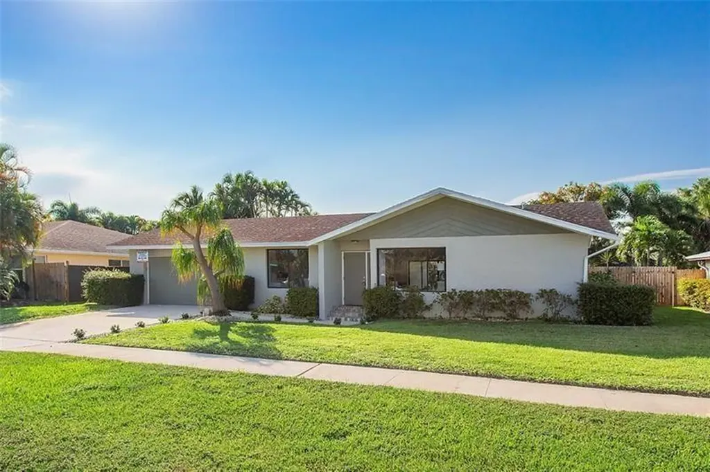 17777 Crooked Oak Avenue Boca Raton FL 33487