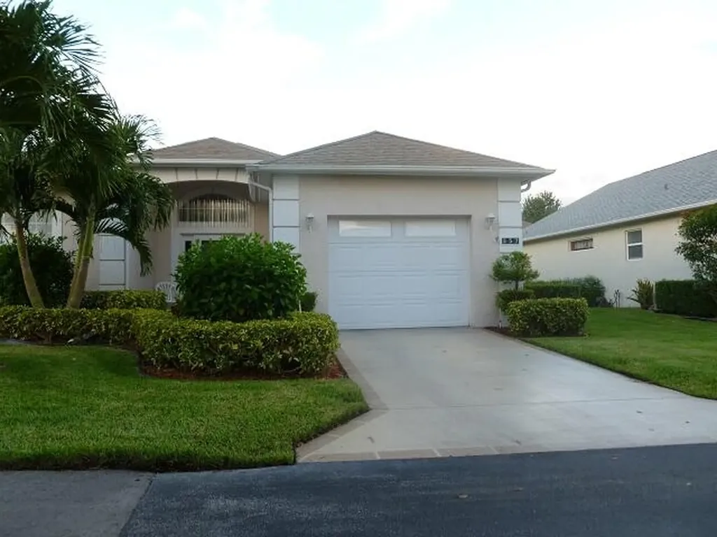 557 NW Cortina Lane Port St Lucie FL 34986