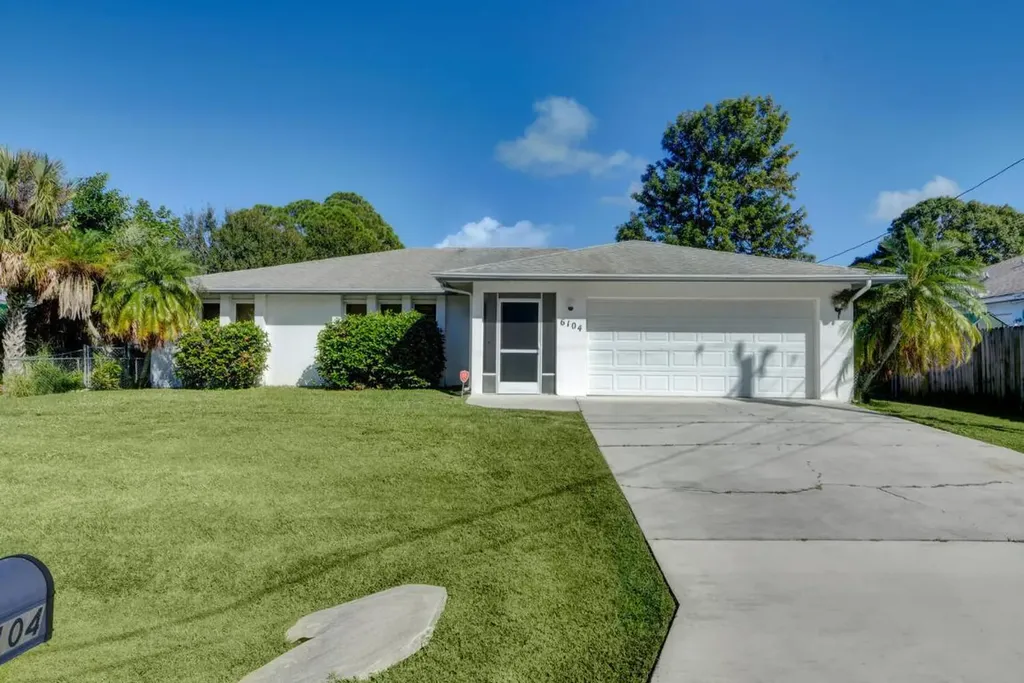 6104 Birch Drive Fort Pierce FL 34982